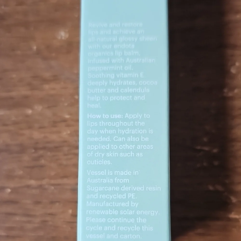 NIB Endota Organics Hydrating Lip Balm - Calendula, Vitamin E